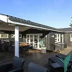 7 Person In Дом отдыха